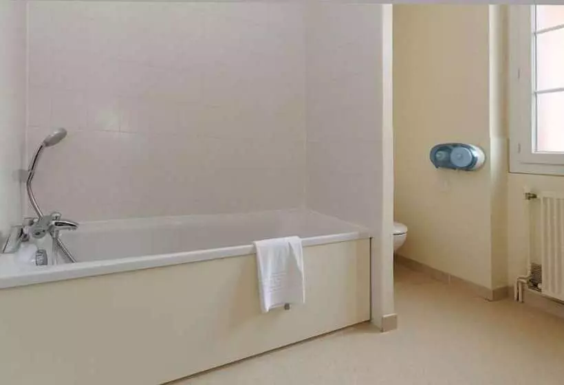 Отель Hôtel Du Vigan