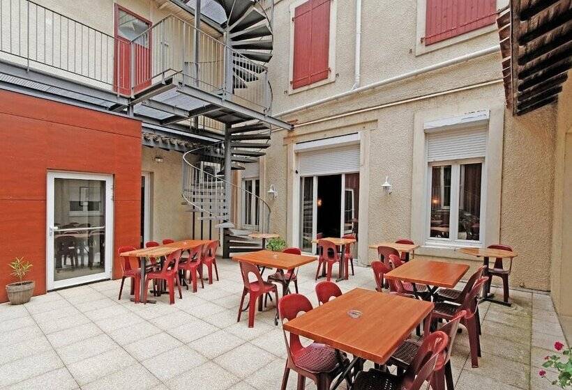 هتل Hôtel Du Vigan