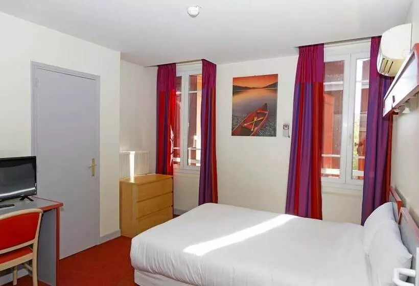 Отель Hôtel Du Vigan