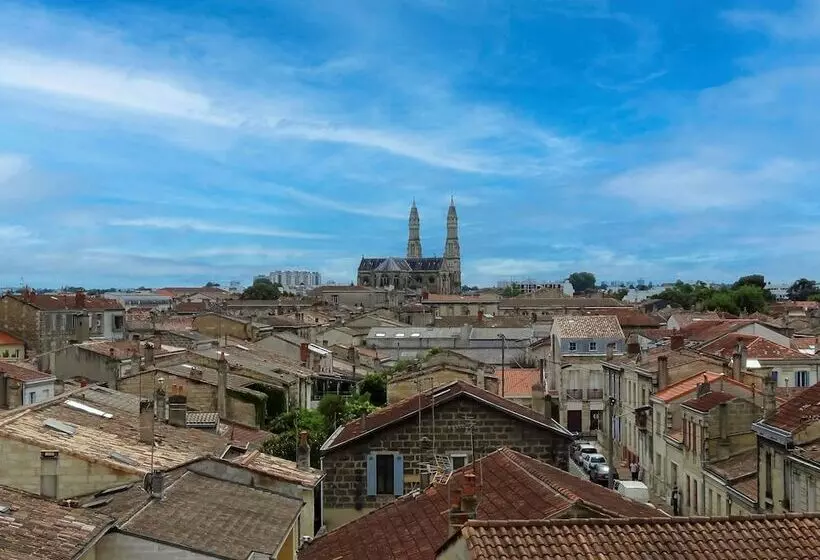 Отель Ibis Budget Bordeaux Centre Gare Saintjean