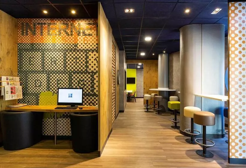 Отель Ibis Budget Bordeaux Centre Gare Saintjean