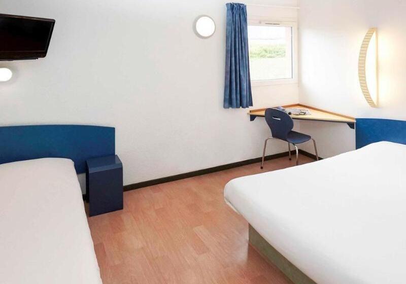 هتل Ibis Nuitssaintgeorges