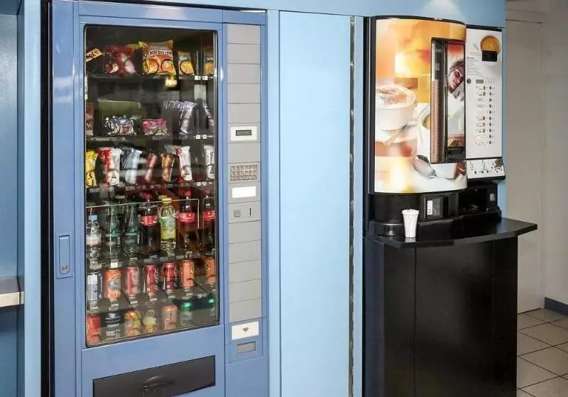 Отель Ibis Nuitssaintgeorges