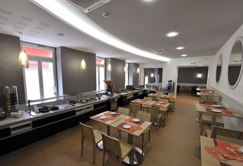 فندق Logis Hôtel De Bourgogne   Mâcon