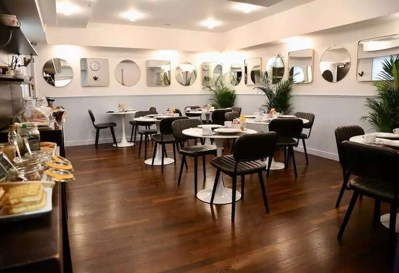 هتل Stella Etoile