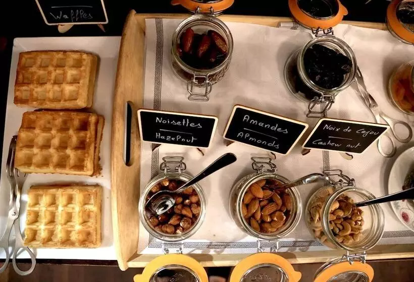 هتل Stella Etoile