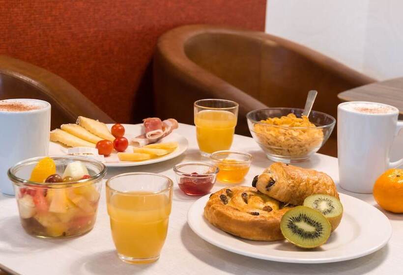 ホテル The Originals Boutique, Grand Hôtel Saintpierre, Aurillac