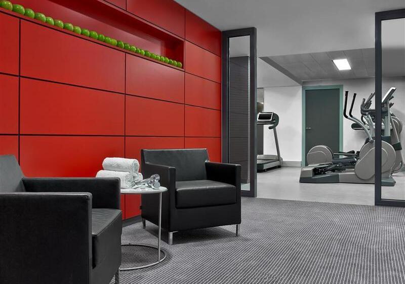 ホテル Le Méridien Etoile