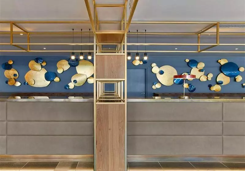 هتل Le Méridien Etoile