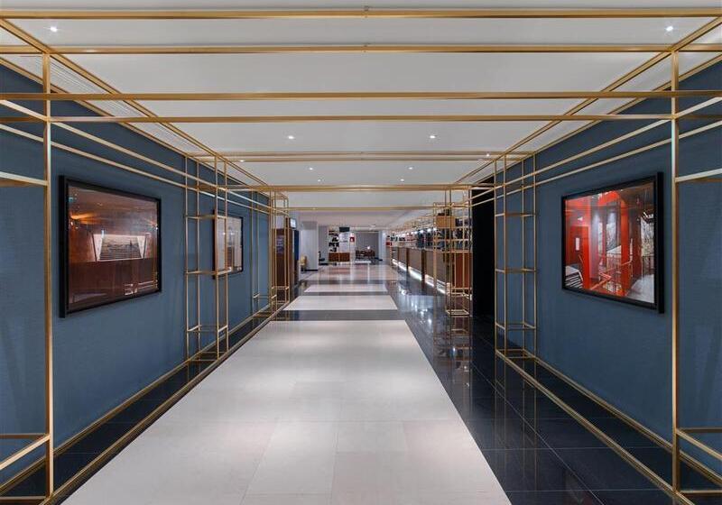 ホテル Le Méridien Etoile