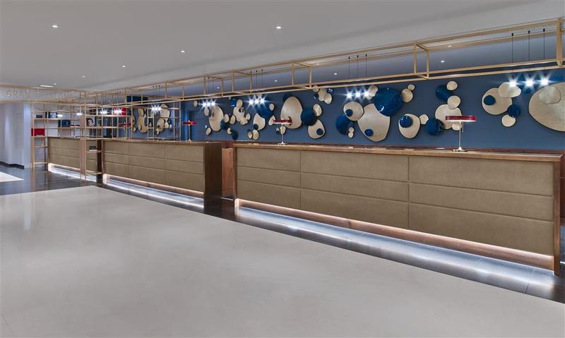 ホテル Le Méridien Etoile