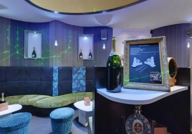 酒店 Le Vieux Beffroi