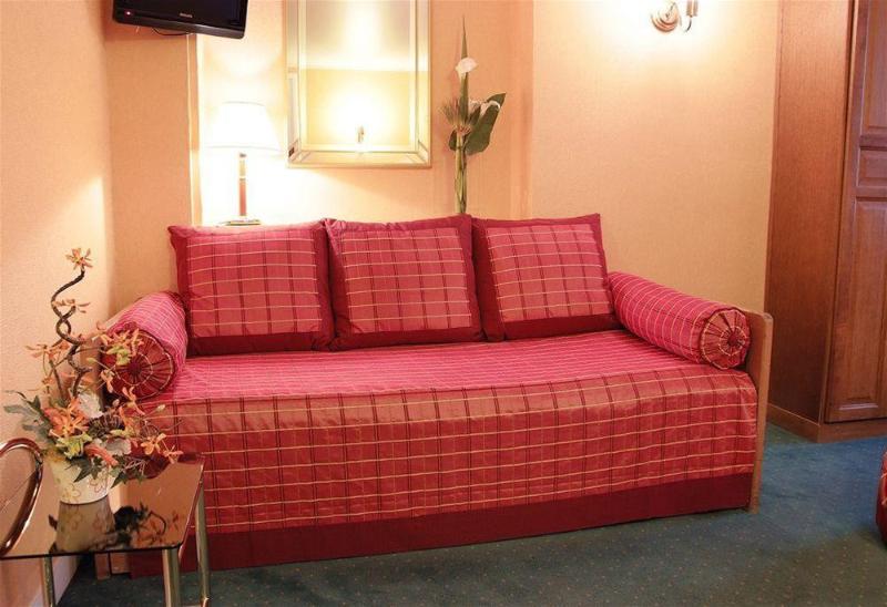 هتل Louvre Marsollier Opera