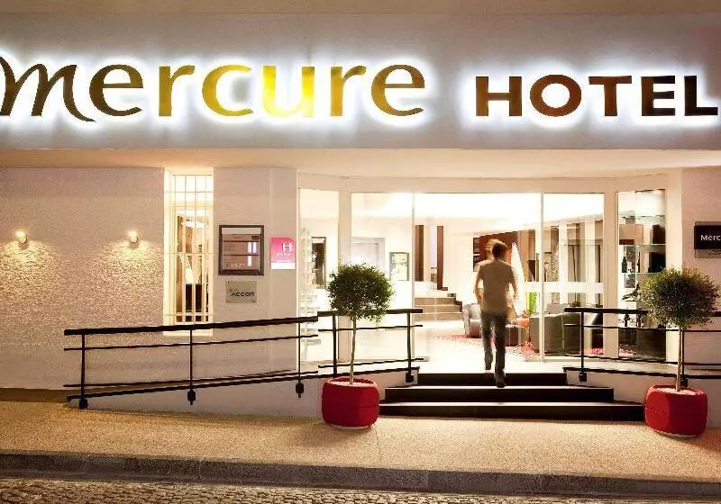 Отель Mercure Avignon Centre Palais Des Papes