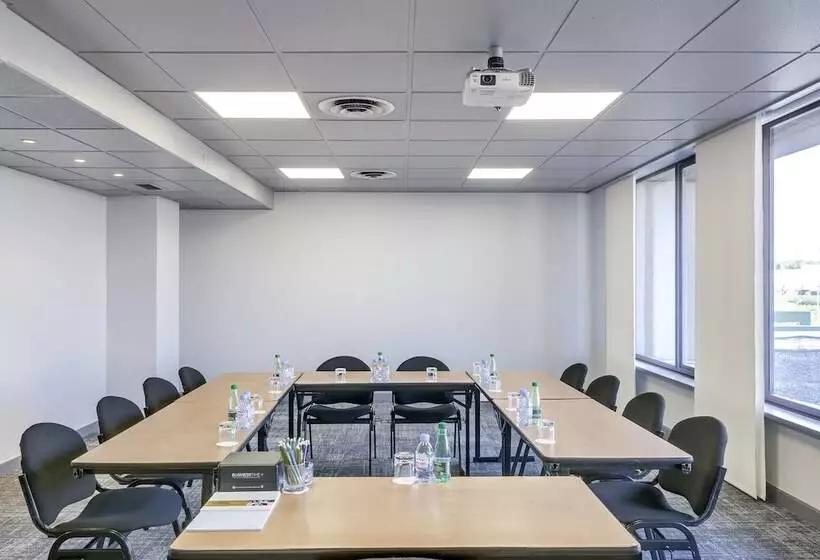 ホテル Mercure Paris Orly Rungis Aéroport