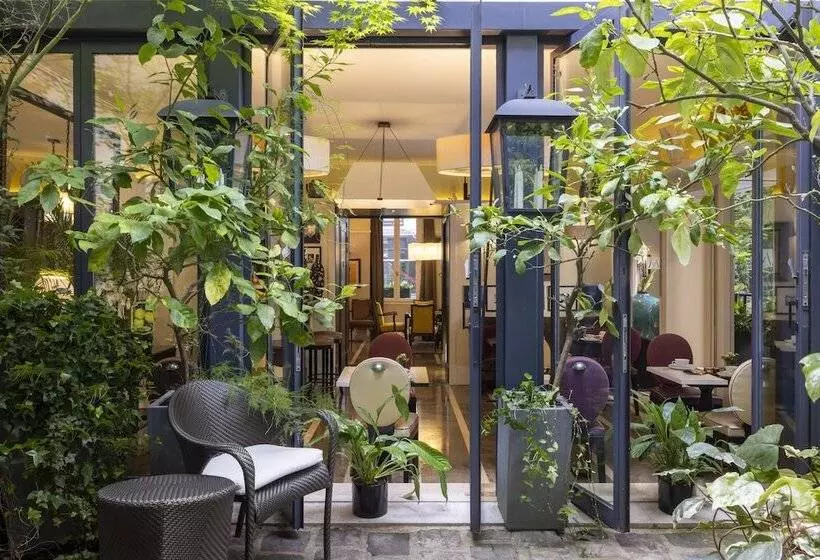 ホテル La Villa Madame