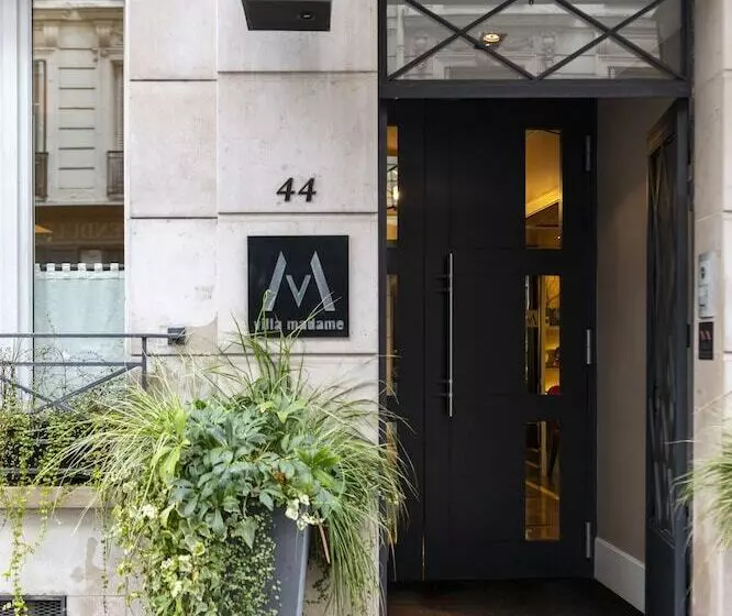 ホテル La Villa Madame