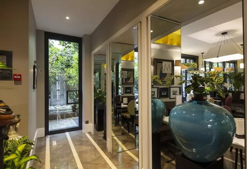 ホテル La Villa Madame