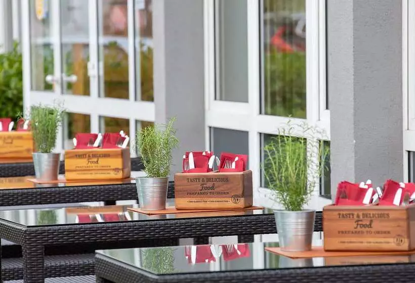 Отель Essential By Dorint Remscheid