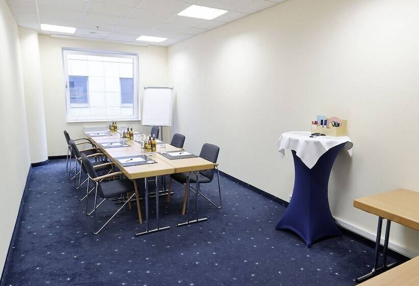 هتل Plaza Hannover