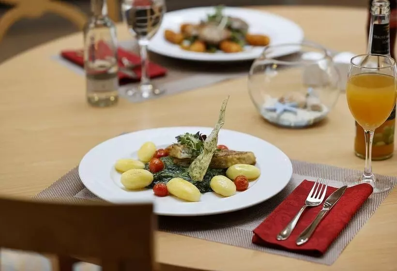 Отель Plaza Hannover