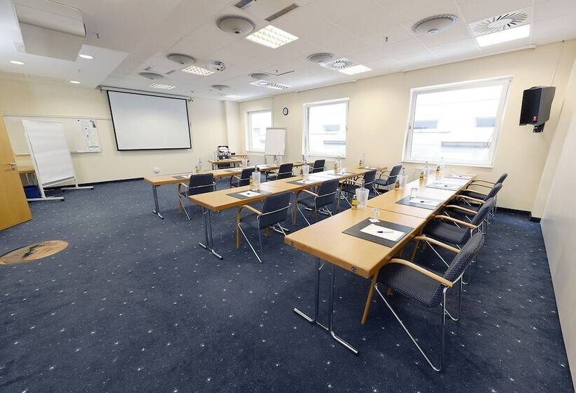 هتل Plaza Hannover