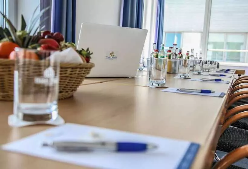 Отель Plaza Hannover