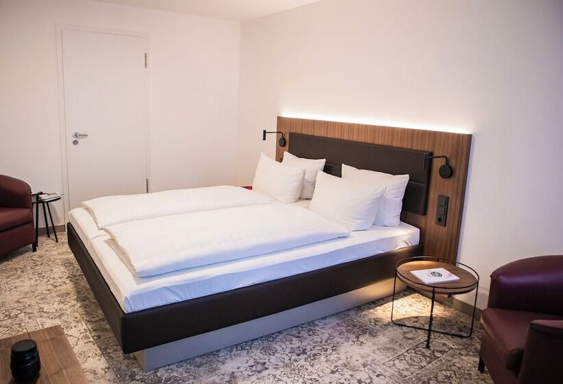 فندق Alma Am Anger