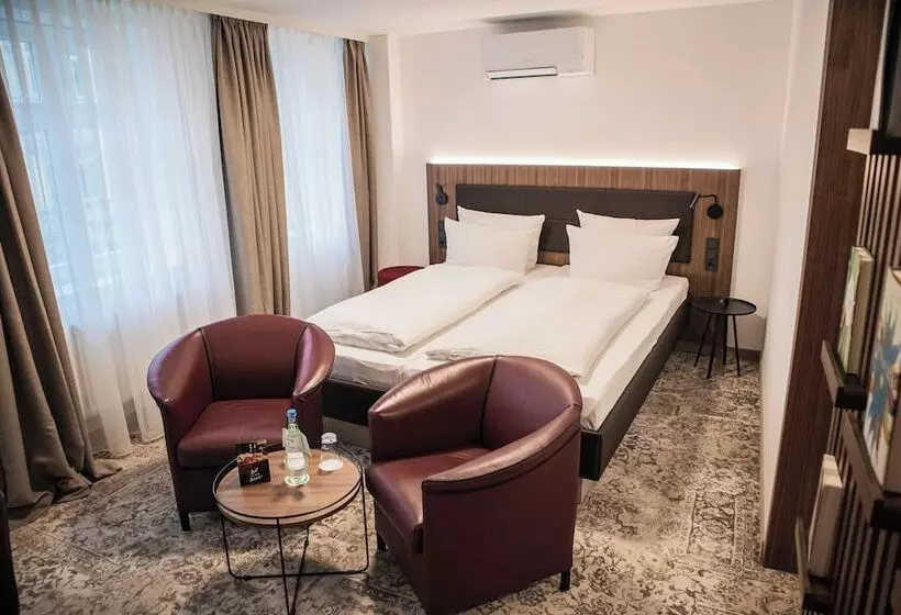 ホテル Alma Am Anger