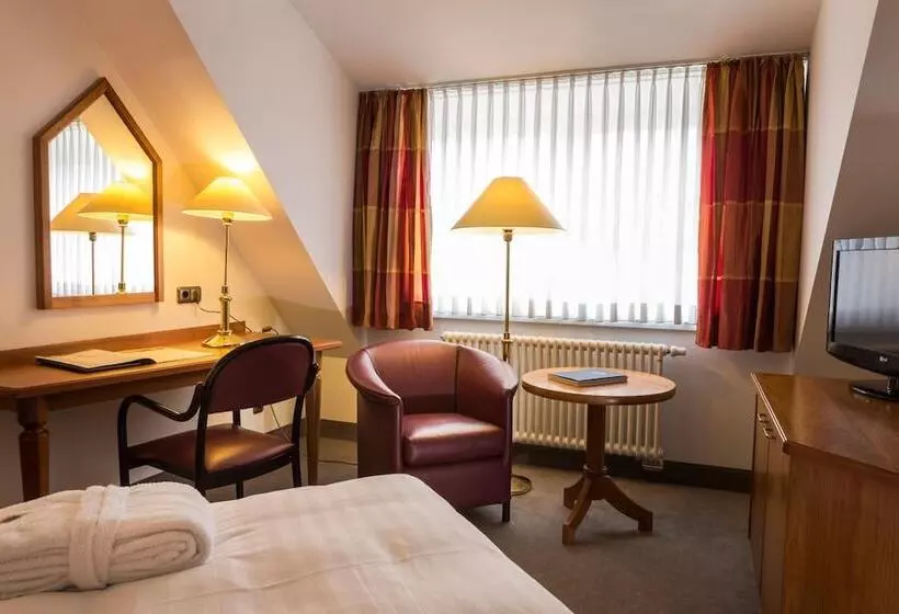 ホテル Alma Am Anger