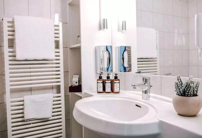 ホテル Concorde Business Boutique