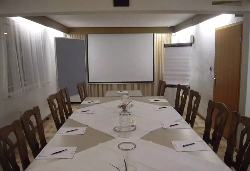 Отель Kaiserquelle