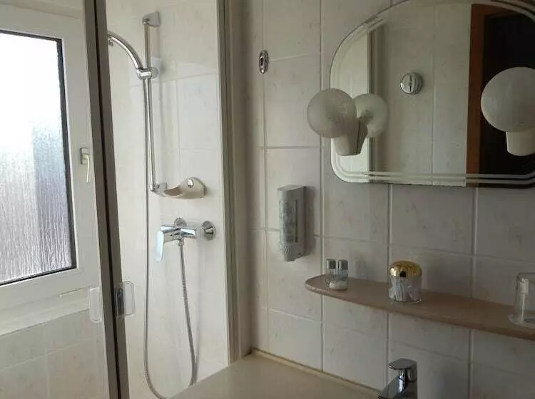 Отель Kaiserquelle