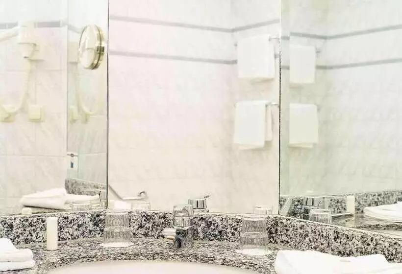 ホテル Mercator Itzehoeklosterforst