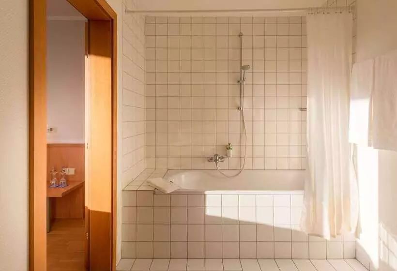 בית מלון כפרי Bochum Wattenscheid, Affiliated By Meliá