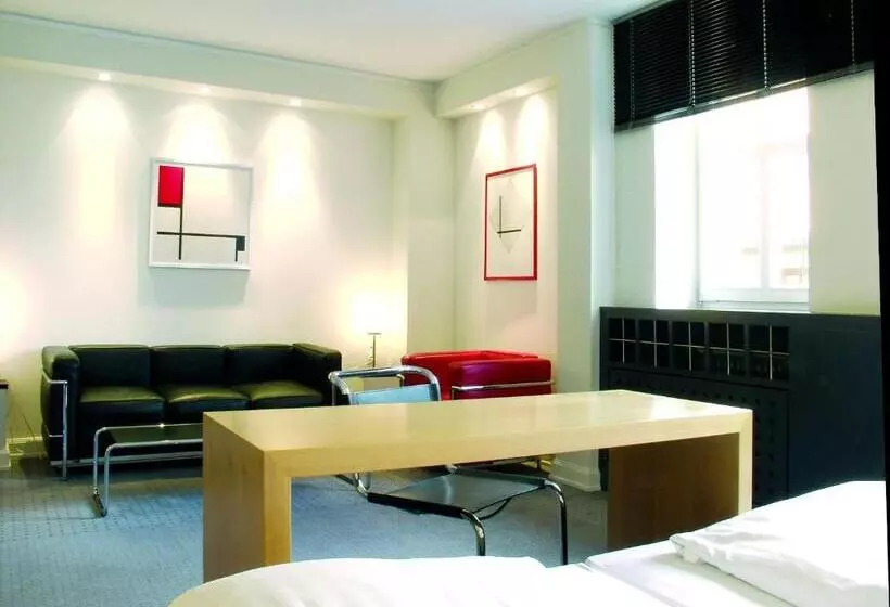 هتل Goldener Karpfen Ohg