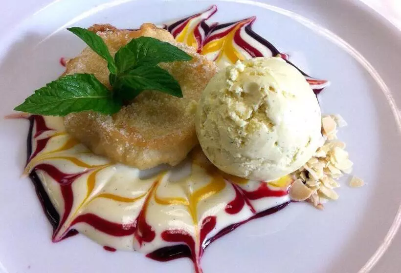 هتل Goldener Karpfen Ohg