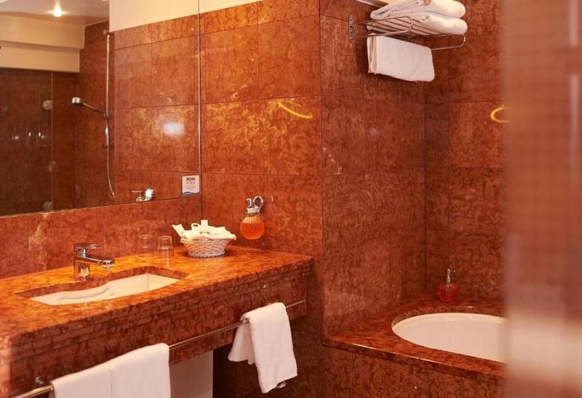 Hotel Goldener Karpfen Ohg