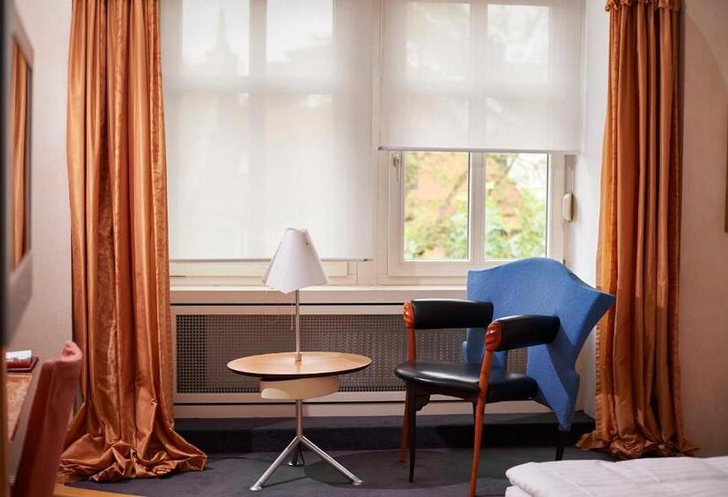 Hotel Goldener Karpfen Ohg