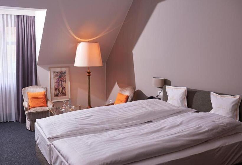 Hotel Goldener Karpfen Ohg