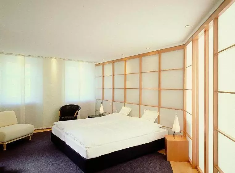 هتل Goldener Karpfen Ohg