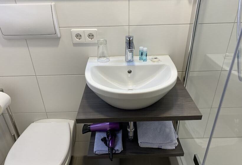 Отель Restaurant Rossle