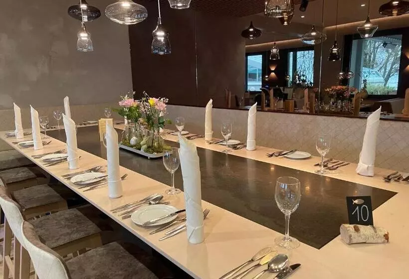 호텔 Restaurant Schwedi