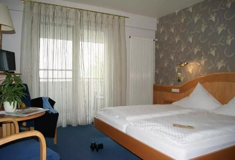 호텔 Restaurant Schwedi