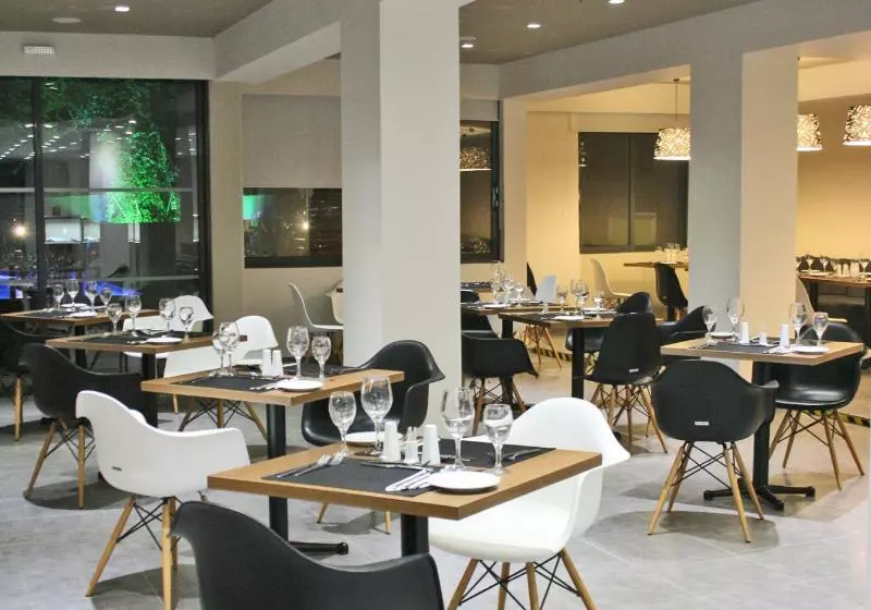 호텔 Amphitryon City