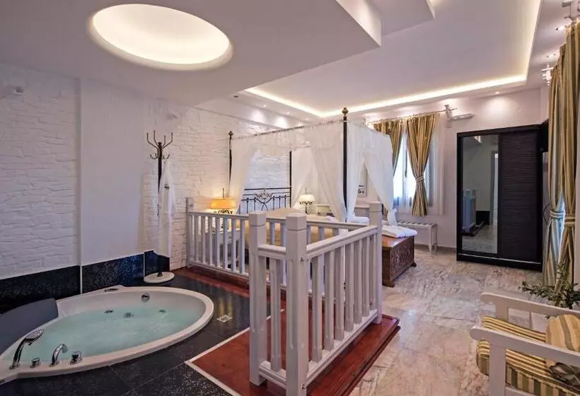 酒店 Contaratos Beach