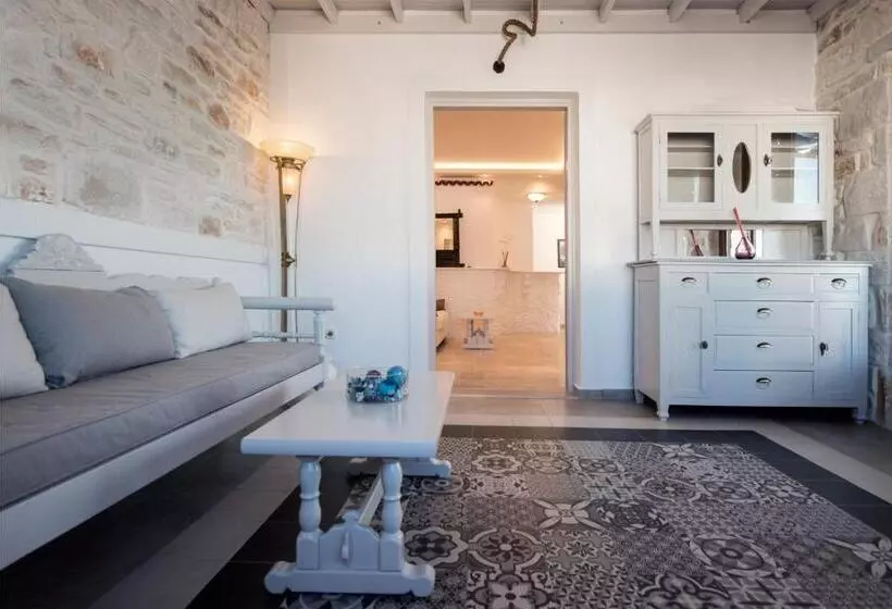 酒店 Contaratos Beach