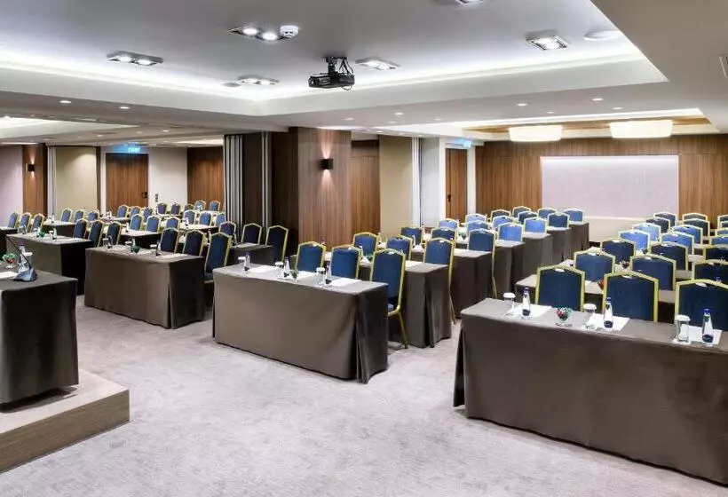 Hotel Mediterranean Palace