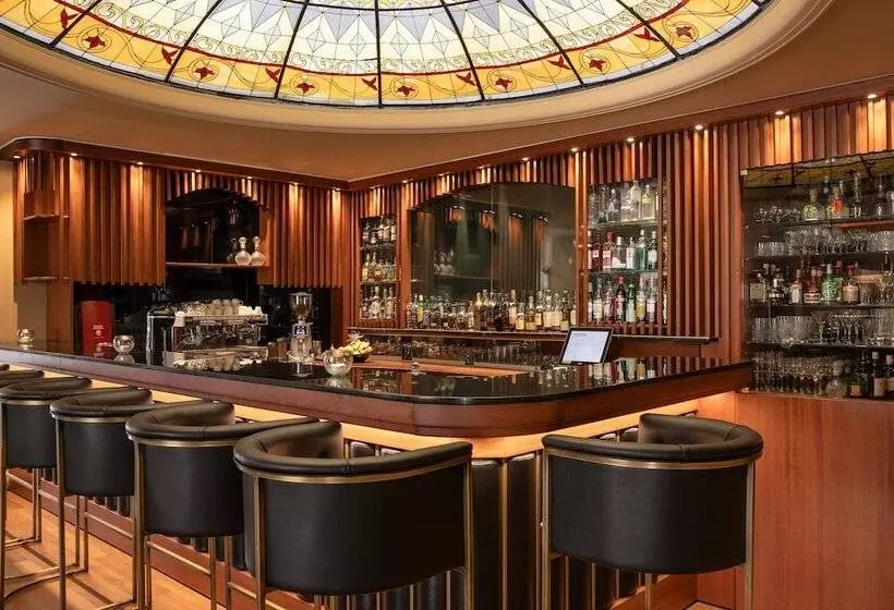 Hotel Mediterranean Palace