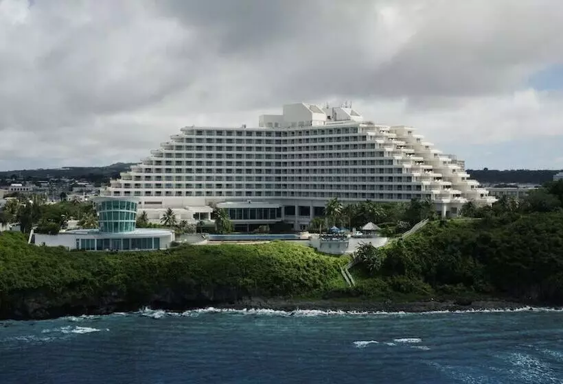 Rihga Royal Laguna Guam Resort